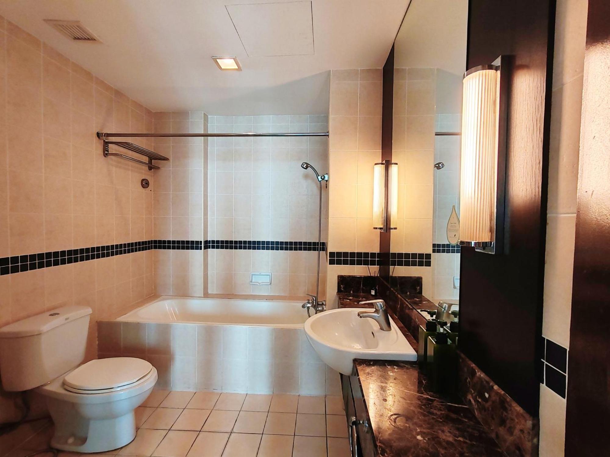 9 Bukit Bintang 5 Minutes To Alor Street Seri Bukit Ceylon 2r2b 8 Pax * Kuala Lumpur