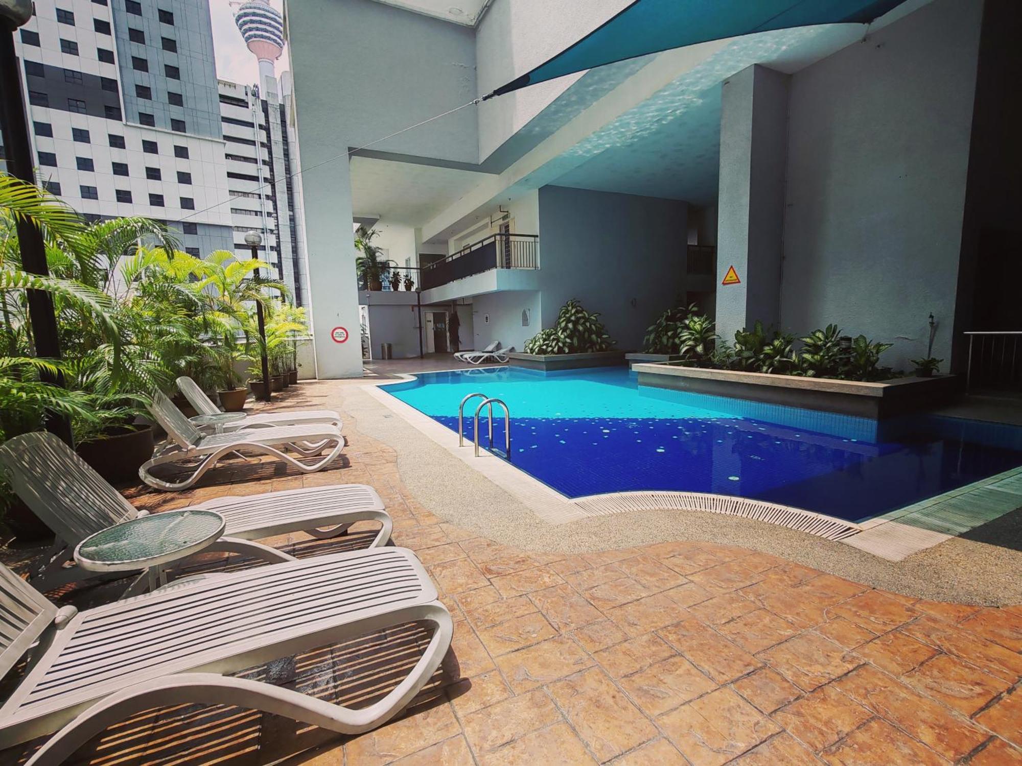 9 Bukit Bintang 5 Minutes To Alor Street Seri Bukit Ceylon 2r2b 8 Pax Kuala Lumpur