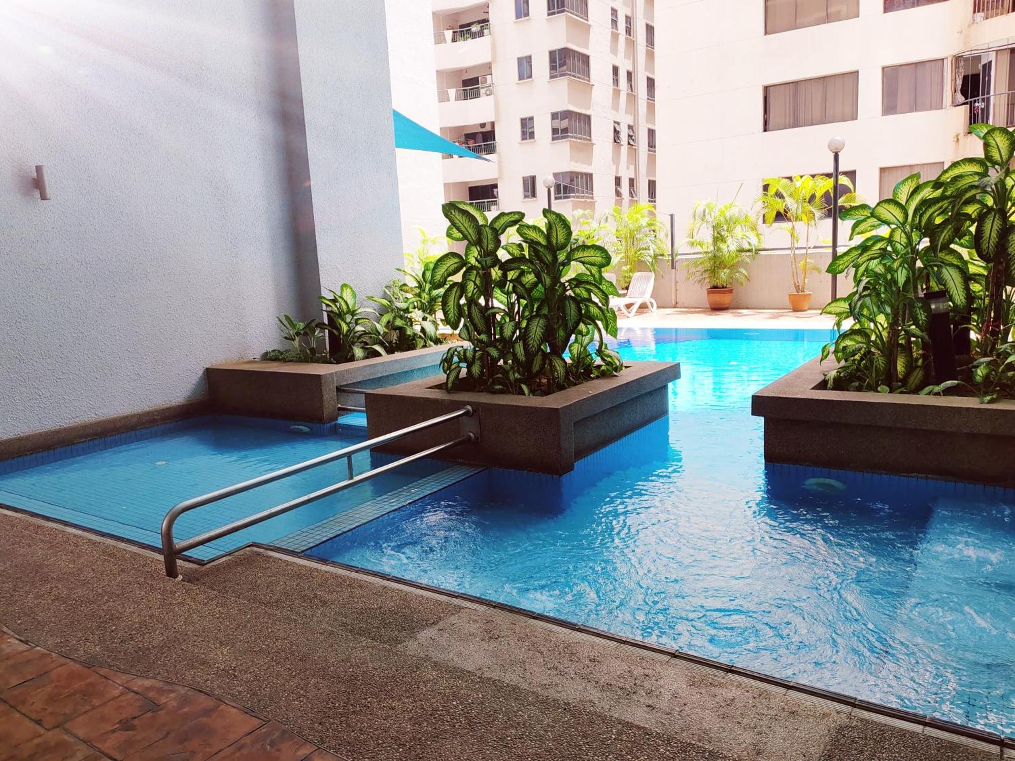 9 Bukit Bintang 5 Minutes To Alor Street Seri Bukit Ceylon 2r2b 8 Pax * Kuala Lumpur