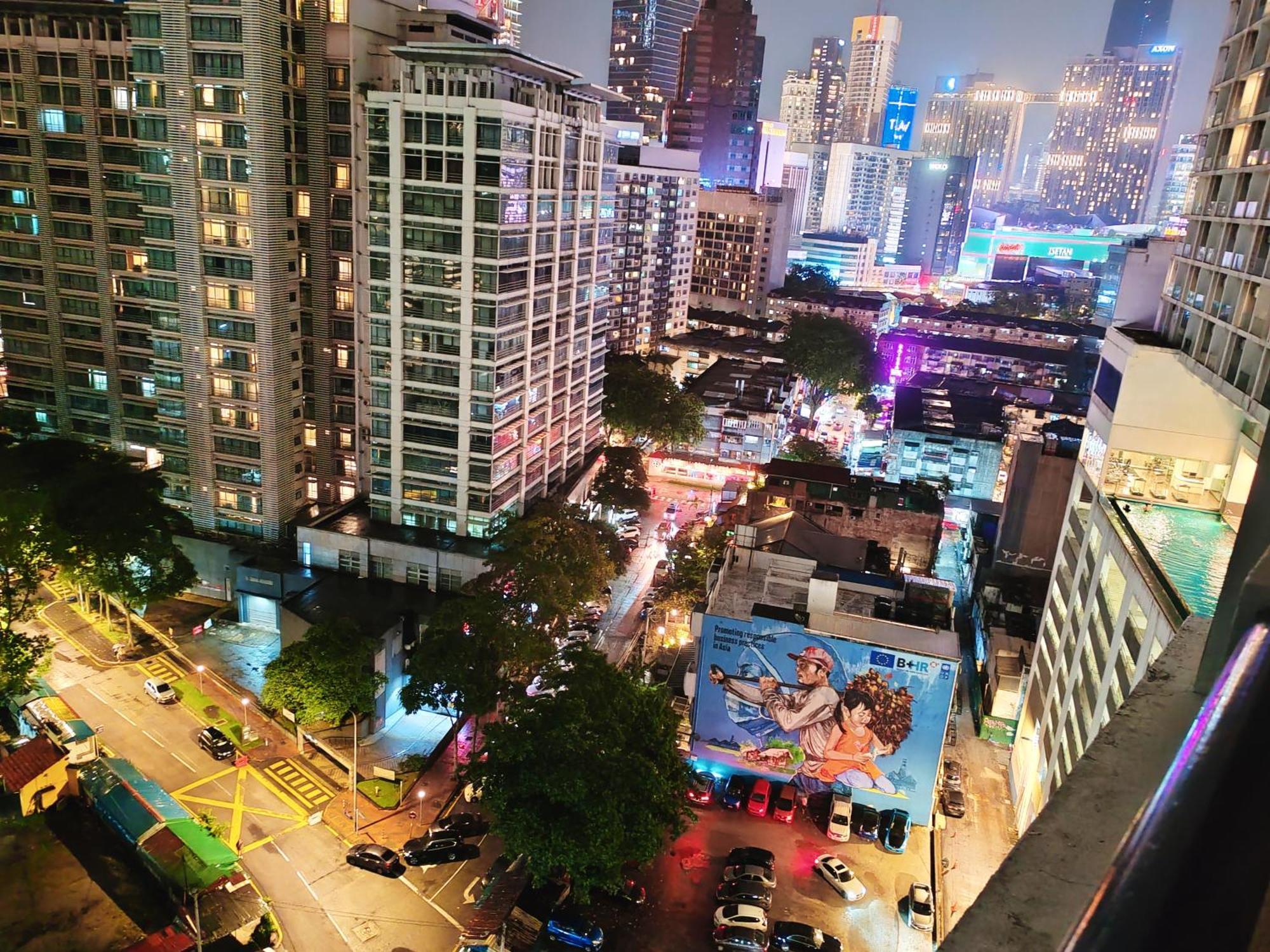 9 Bukit Bintang 5 Minutes To Alor Street Seri Bukit Ceylon 2r2b 8 Pax