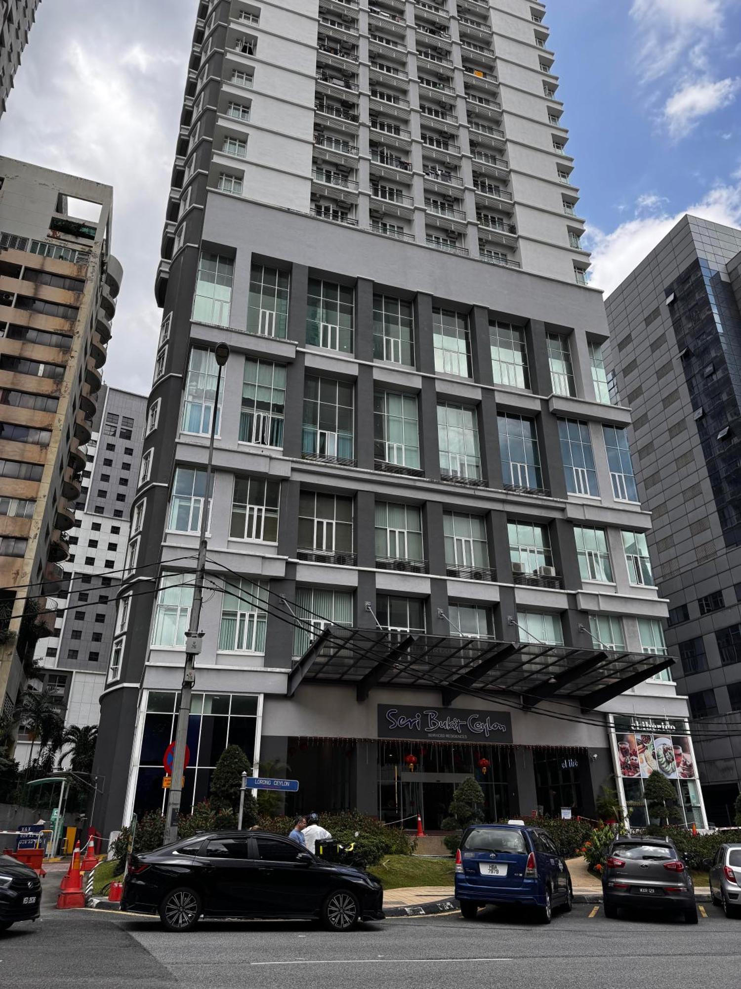 9 Bukit Bintang 5 Minutes To Alor Street Seri Bukit Ceylon 2r2b 8 Pax